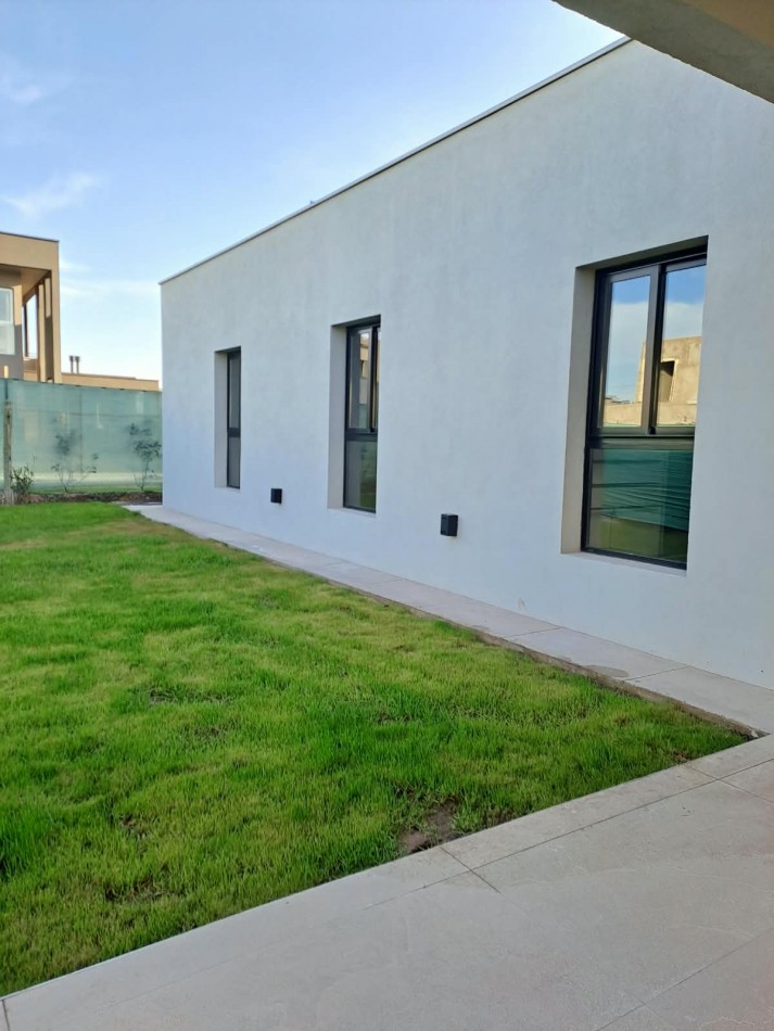 Casa a Estrenar en Venta 3 Dormitorio en Carrodilla Lujan de Cuyo