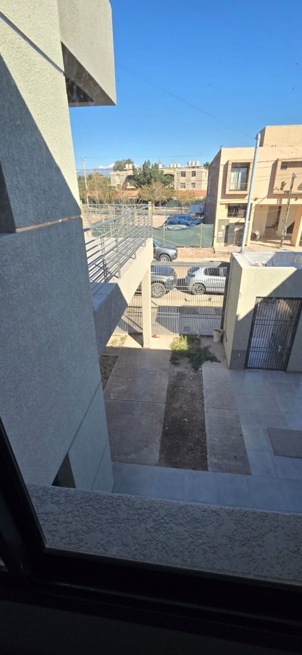 Departamento a estrenar en venta - 2 dormitorios, cochera y terraza - Rincon Veneto