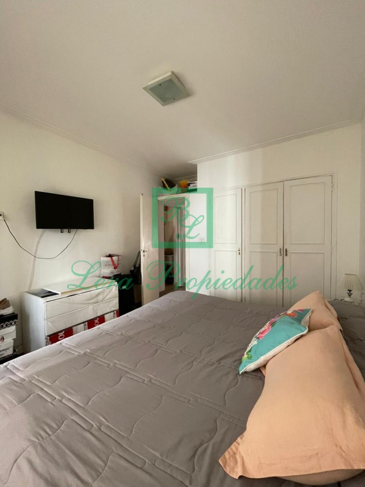 VENTA DEPARTAMENTO 4 AMBIENTES C/ESCRITORIO ZONA CENTRO