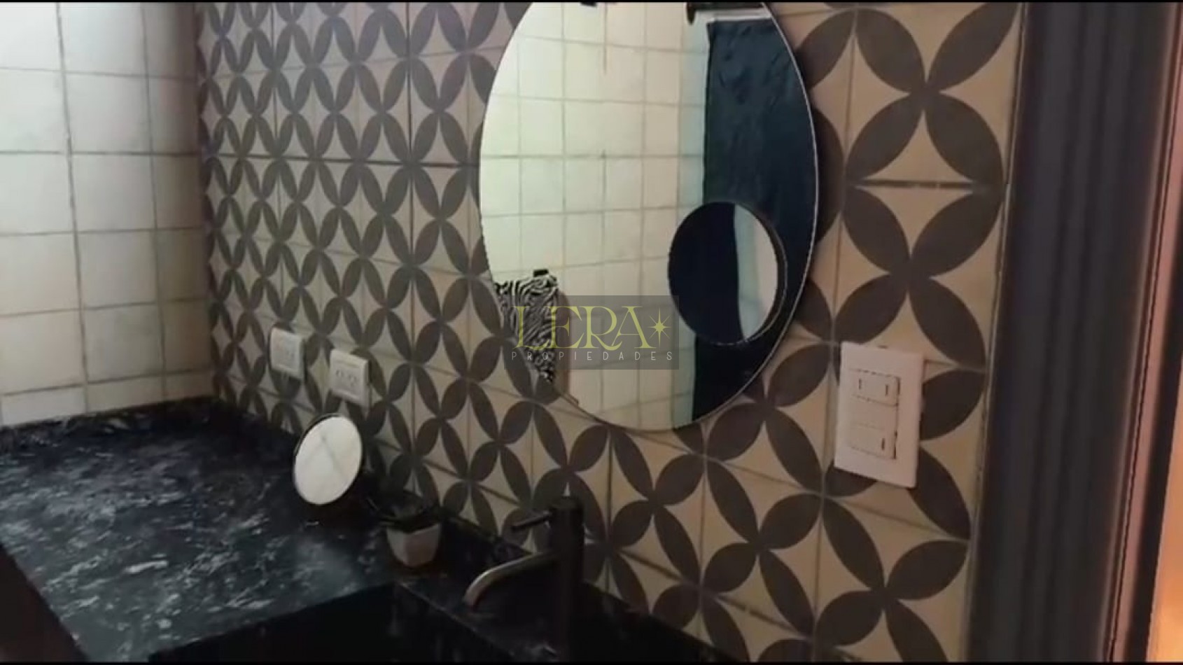 Casa en Venta en La Sexta Seccion de La Ciudad de Mendoza