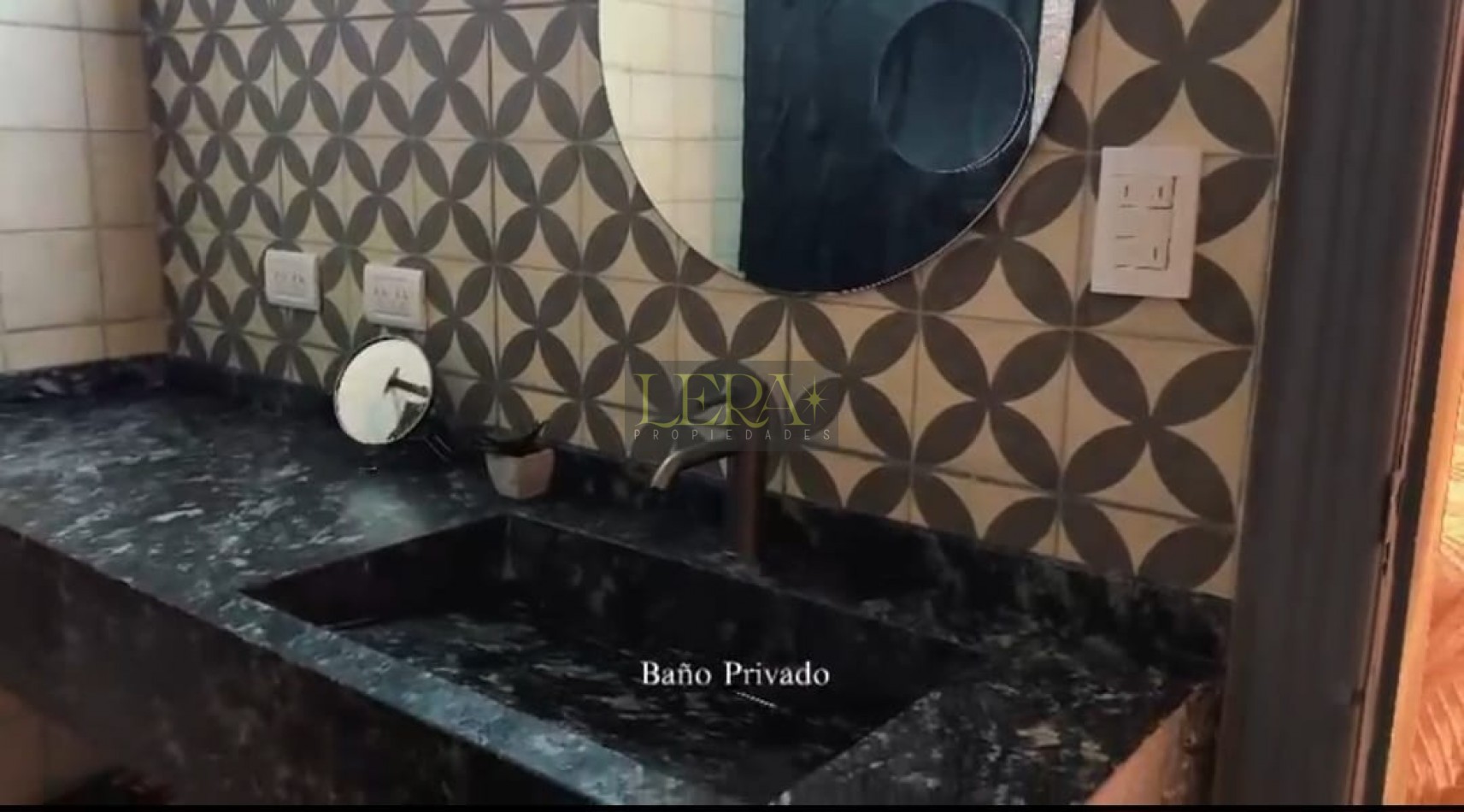 Casa en Venta en La Sexta Seccion de La Ciudad de Mendoza