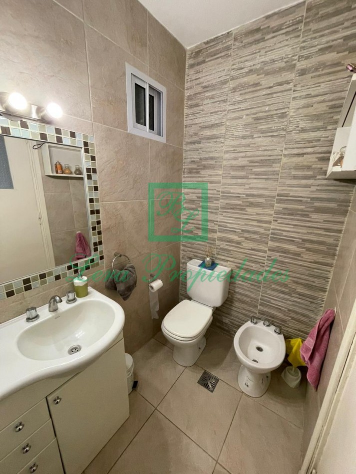 VENTA DEPARTAMENTO 4 AMBIENTES C/ESCRITORIO ZONA CENTRO