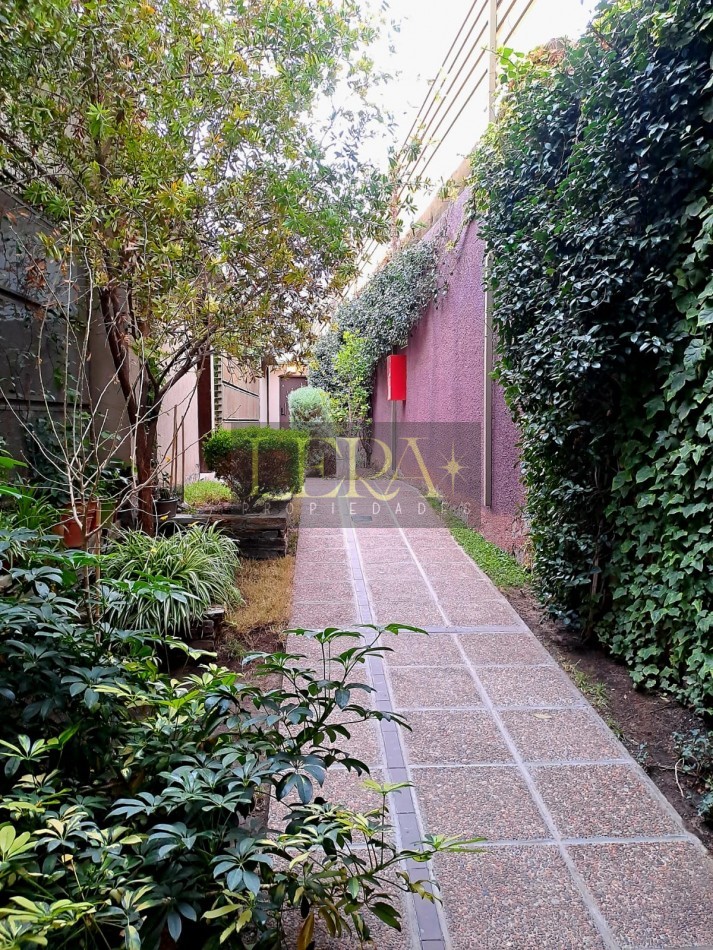 DUPLEX EN VENTA 3 DORMITORIOS EN LA QUINTA SECCION DE CIUDAD DE MENDOZA