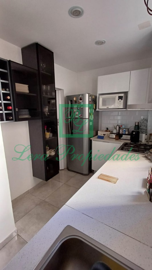 VENTA DEPARTAMENTO 4 AMBIENTES C/ESCRITORIO ZONA CENTRO