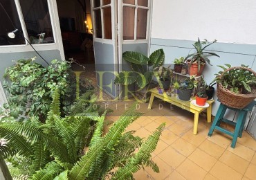 Casa en Venta en La Sexta Seccion de La Ciudad de Mendoza