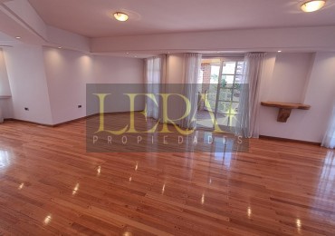Departamento semipiso en alquiler sobre Av. Emilio Civit Ciudad de Mendoza